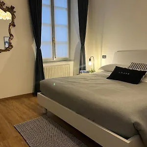 https://ophelia-leon-charmerelax.it-lombardy.com